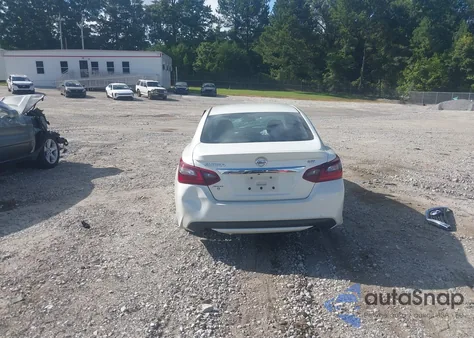 2017 Nissan Altima 2.5 Sr from USA, damaged, VIN 1N4AL3AP9HC494030